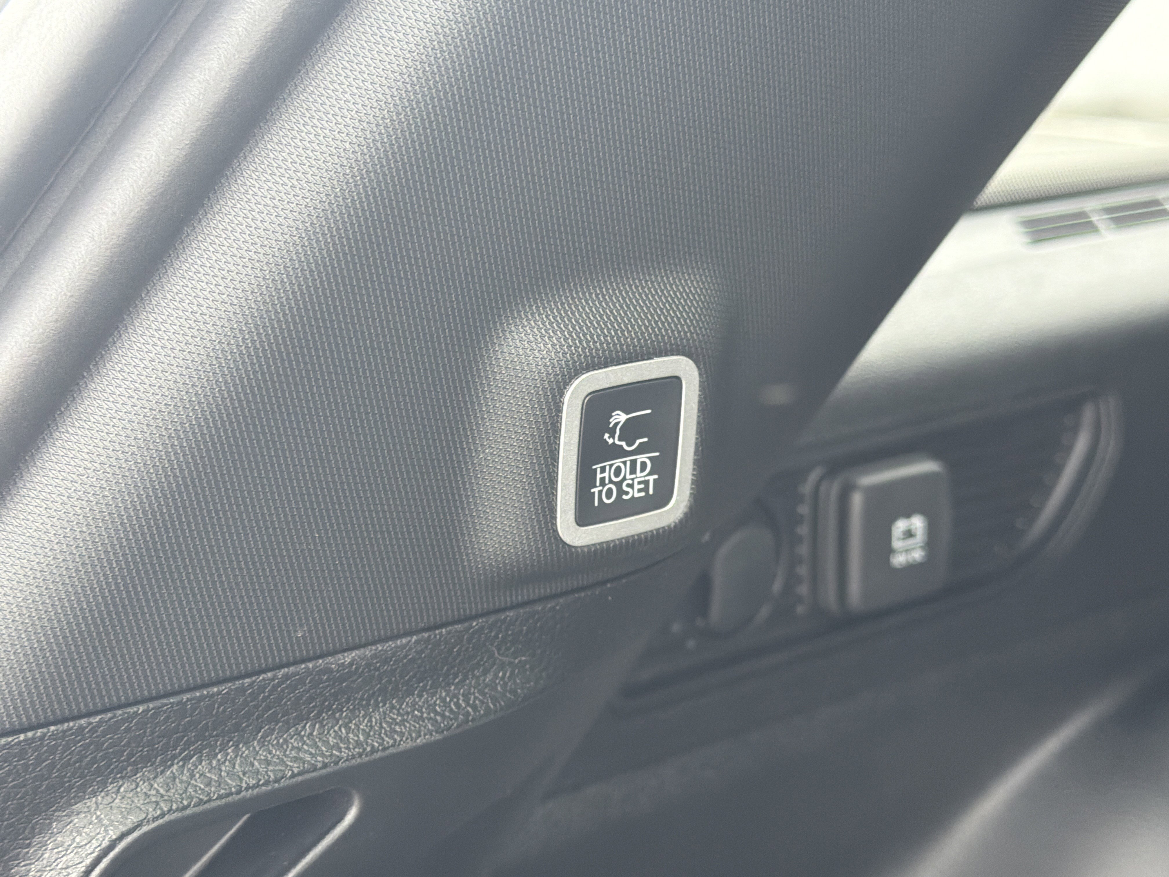 New 2026 Jeep Grand Cherokee Altitude RWD image 23