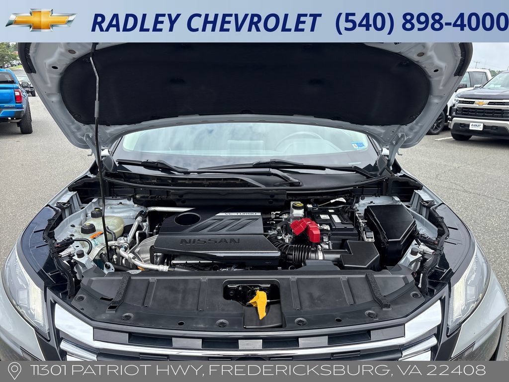 Used 2024 Nissan Rogue SV AWD/4WD image 26