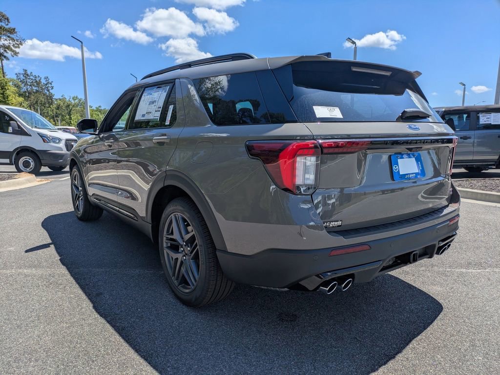 New 2026 Ford Explorer ST image 6