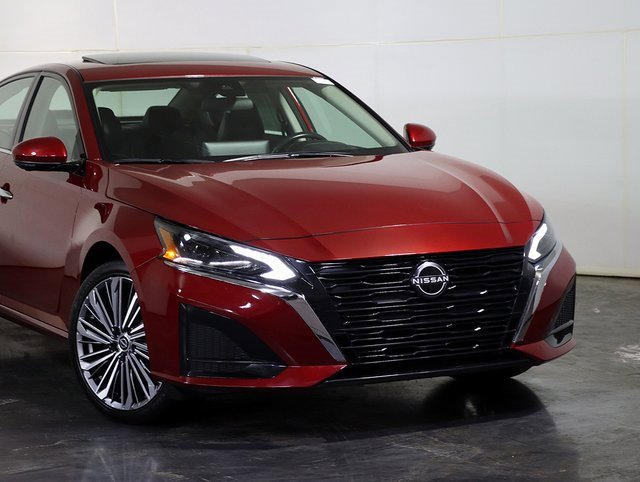 Used 2024 Nissan Altima 2.5 SL image 6