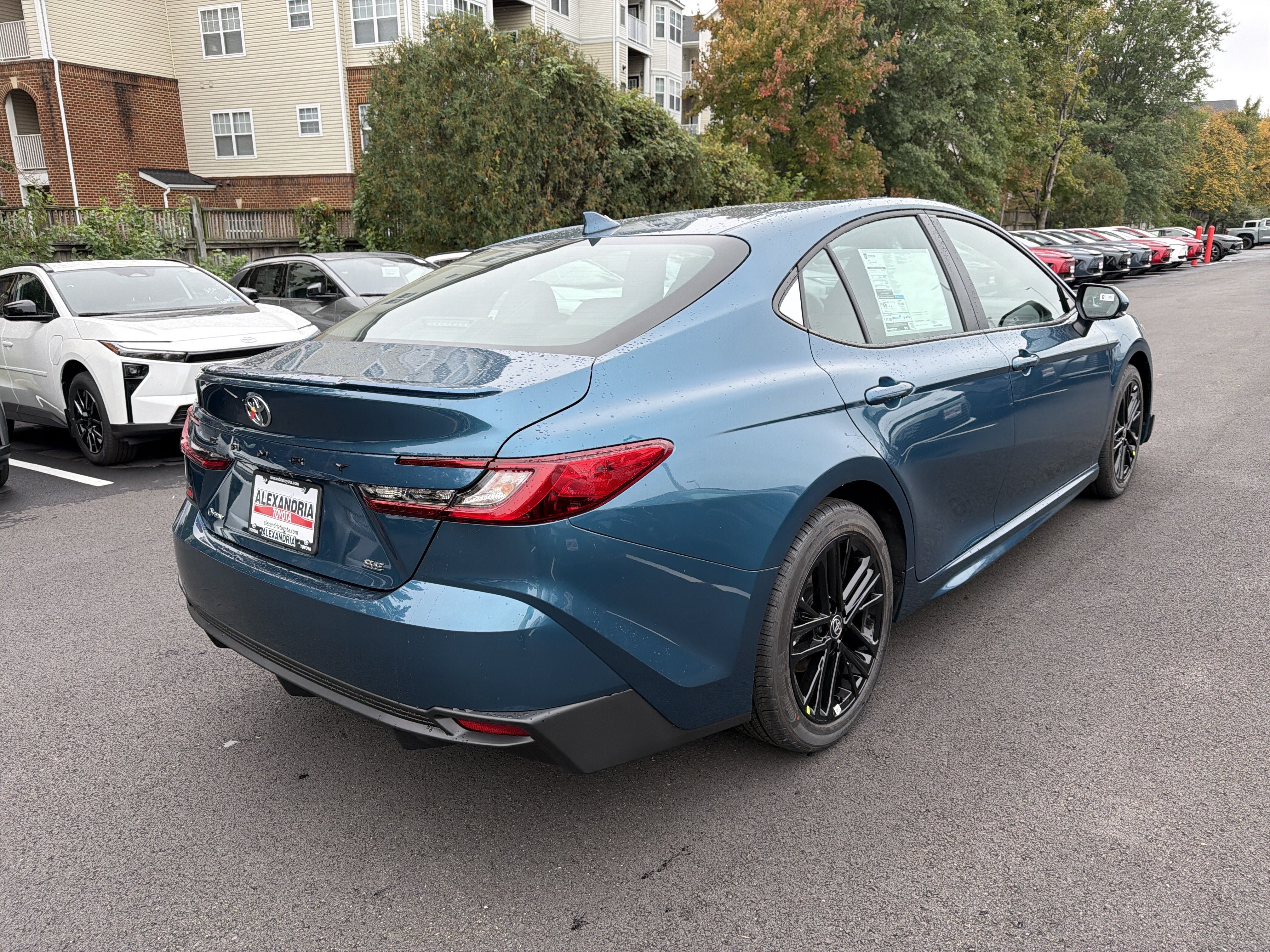 New 2026 Toyota Camry SE FWD image 4
