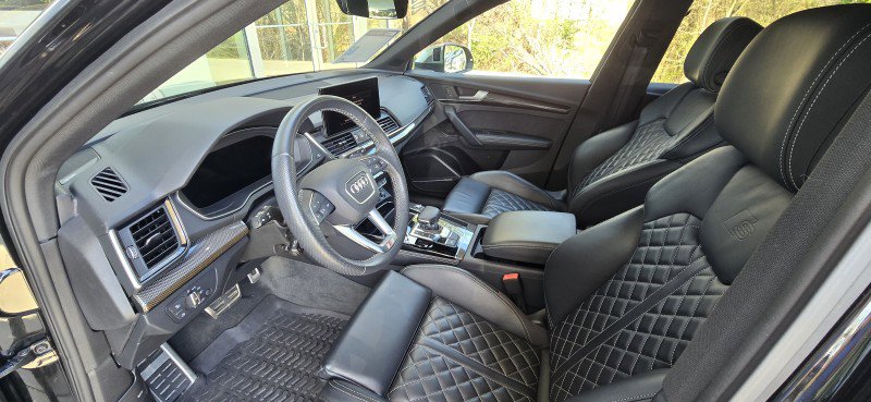 Used 2023 Audi SQ5 Premium Plus w/ Premium Plus Package image 18