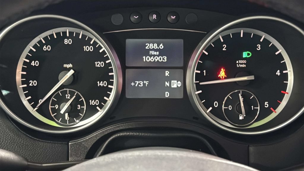 Used 2012 Mercedes-Benz GL 320 BlueTEC 4MATIC image 28
