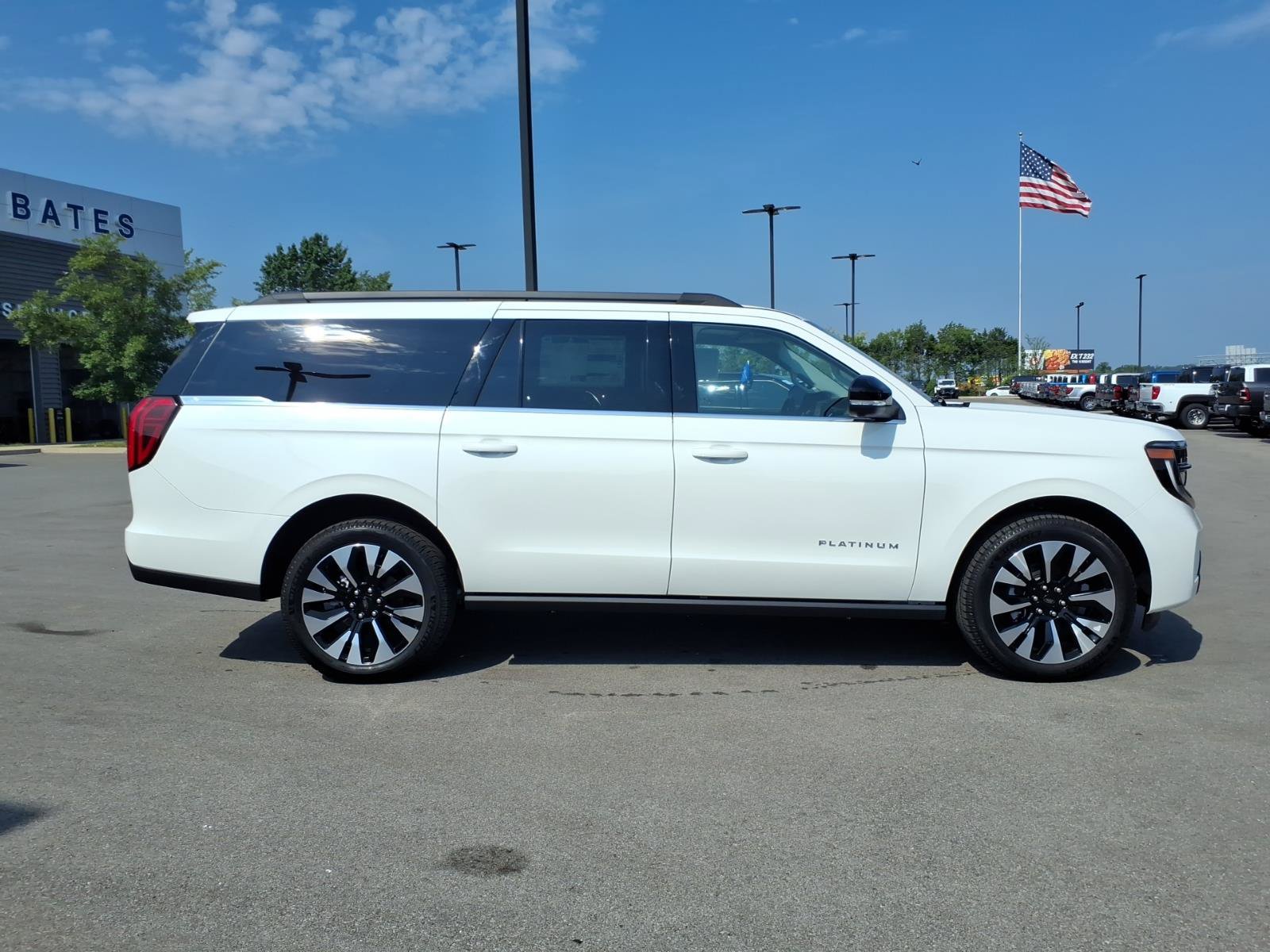 New 2027 Ford Expedition Max Platinum w/ Driver's Package AWD/4WD image 2