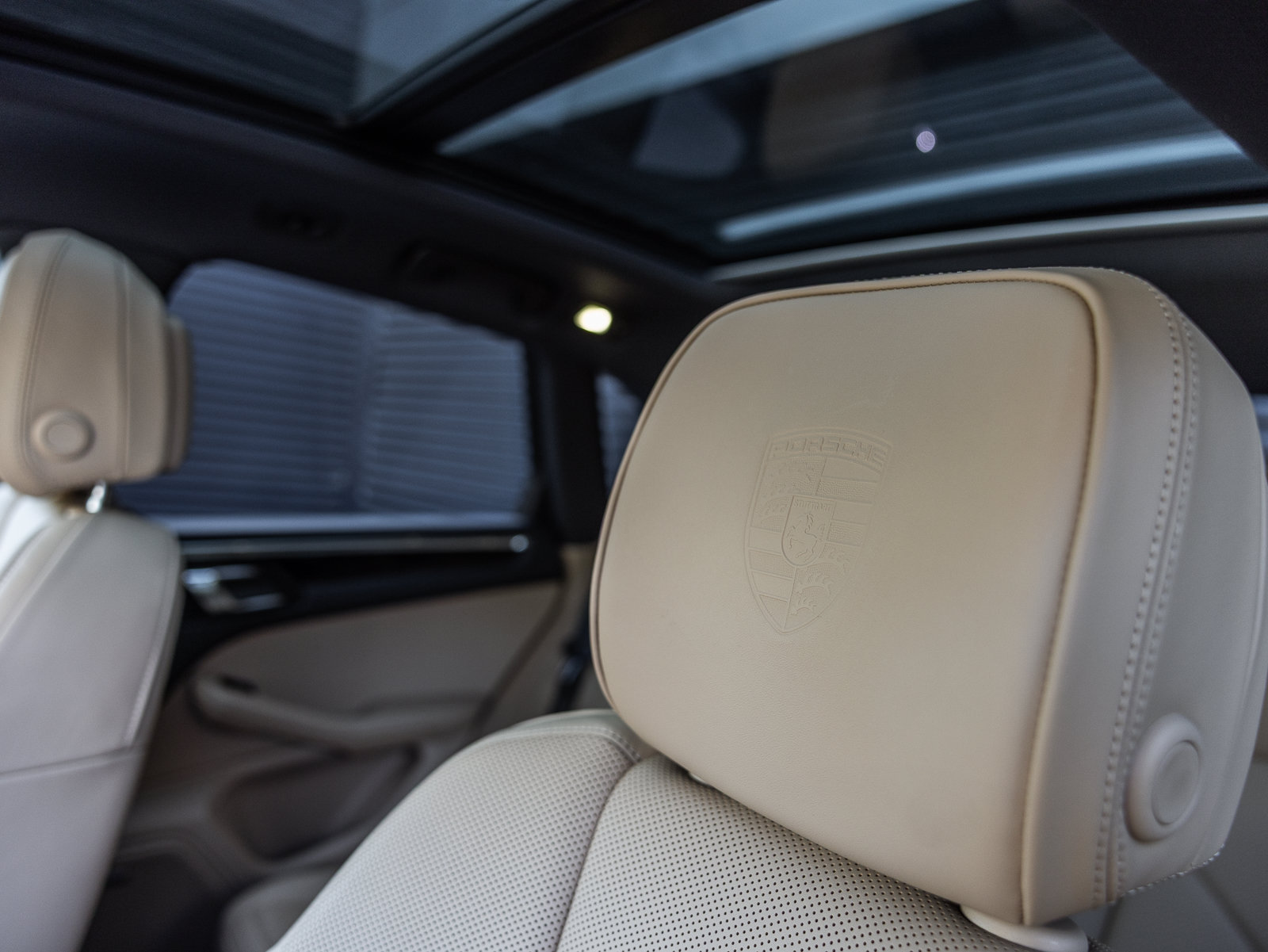 Certified 2026 Porsche Macan S AWD/4WD image 15