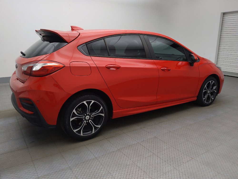 Used 2019 Chevrolet Cruze LT w/ Convenience Package FWD image 10