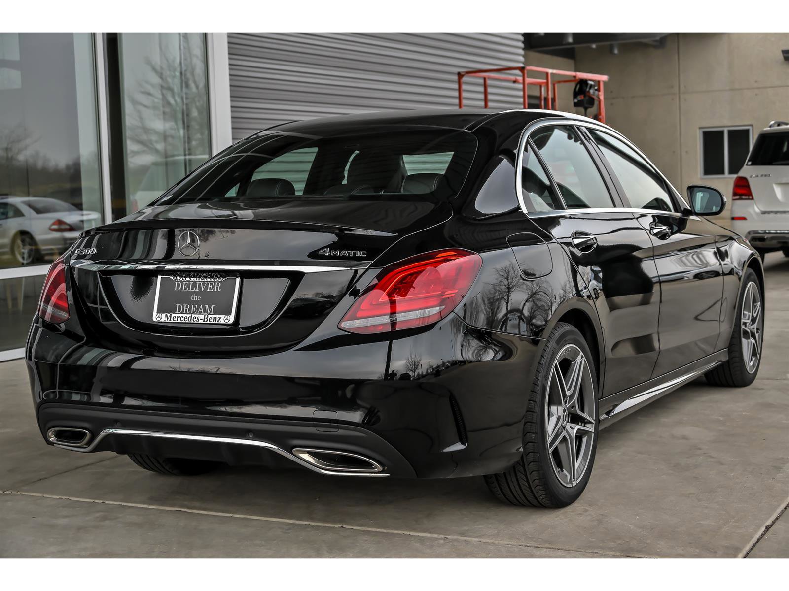 Used 2020 Mercedes-Benz C 300 4MATIC Sedan image 8