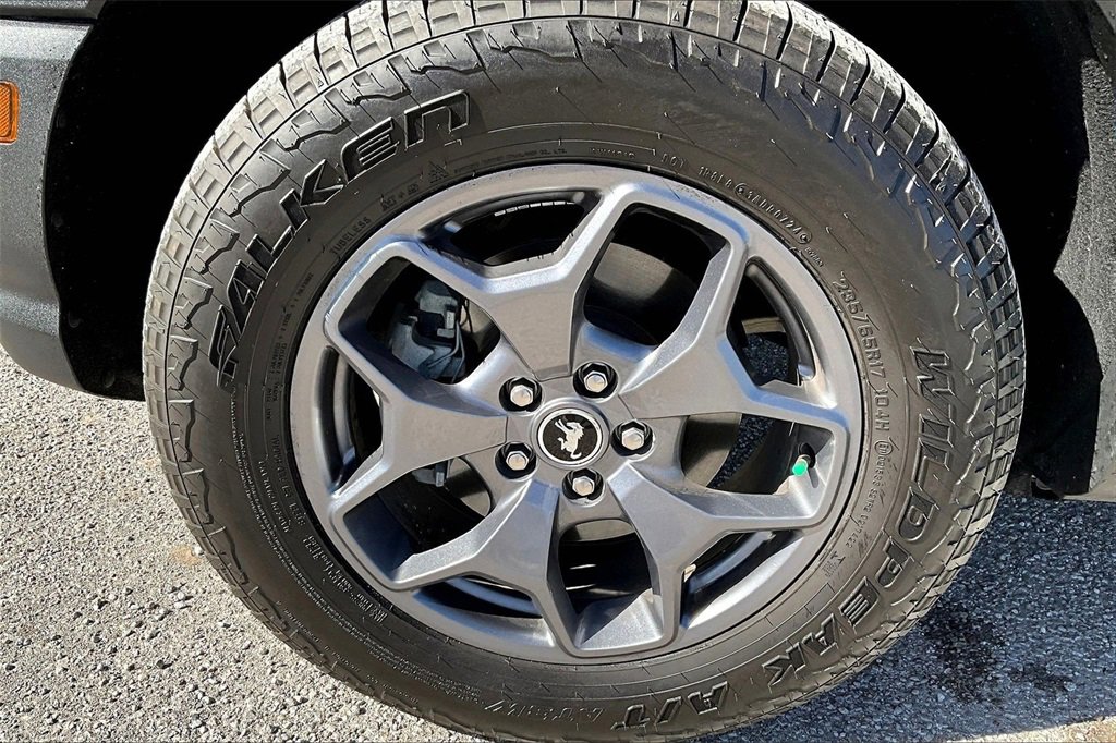 Used 2024 Ford Bronco Sport Badlands image 9