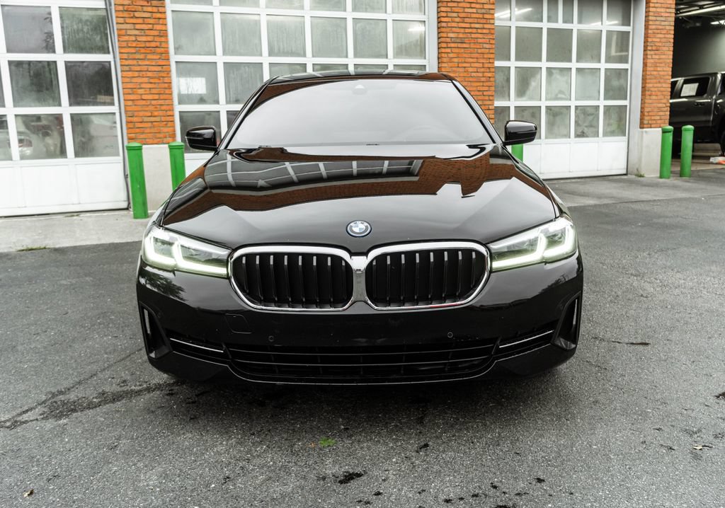 Used 2023 BMW 530e RWD image 34