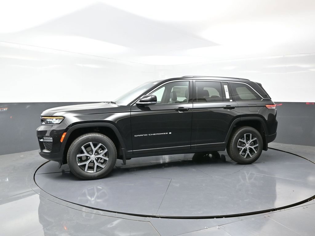 New 2025 Jeep Grand Cherokee Limited w/ Trailer Tow Package image 10