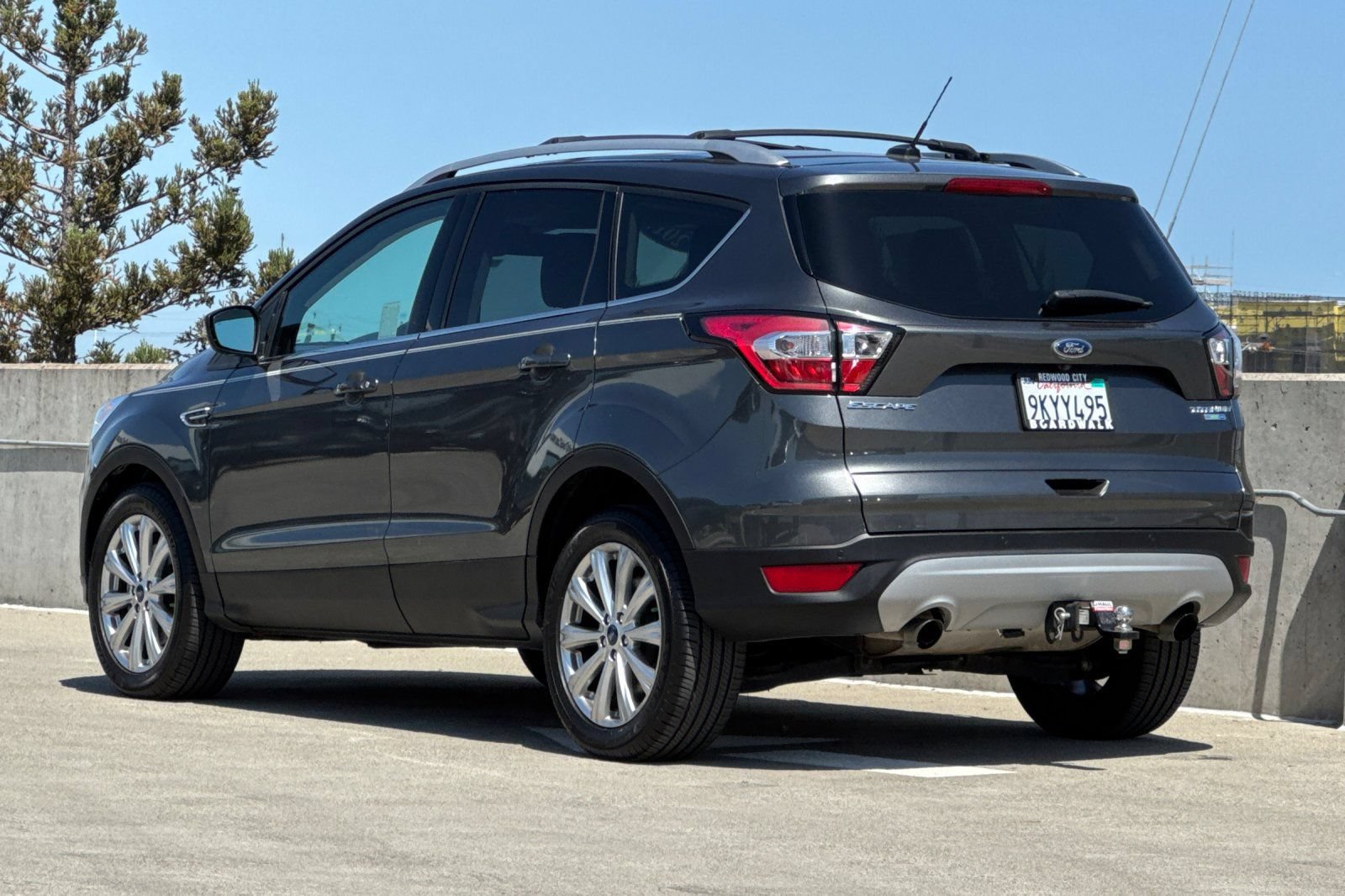 Used 2017 Ford Escape Titanium AWD/4WD image 6