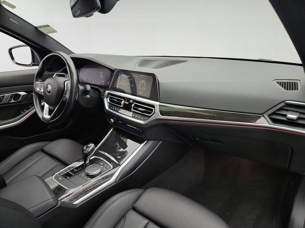 Used 2021 BMW 330i xDrive Sedan w/ Convenience Package AWD/4WD image 31