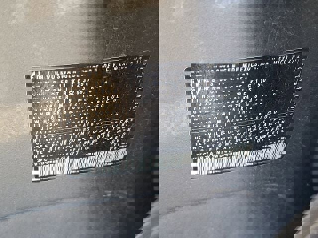 Used 2022 Volkswagen Tiguan SE R-Line image 31