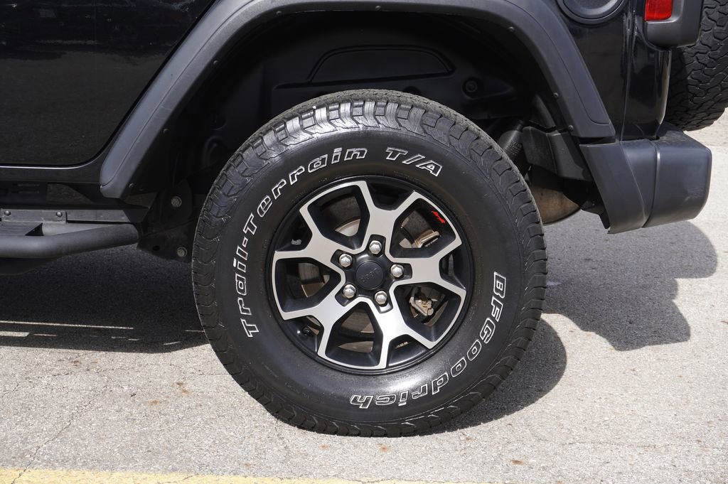 Used 2020 Jeep Wrangler Unlimited Rubicon w/ Cold Weather Group AWD/4WD image 11