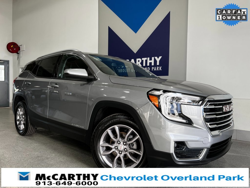 Used 2024 GMC Terrain SLT