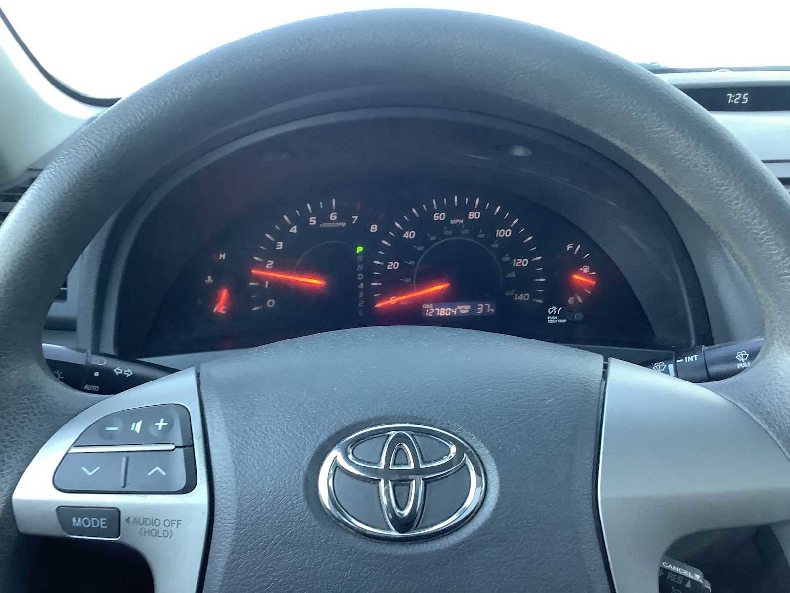 Used 2009 Toyota Camry LE image 16