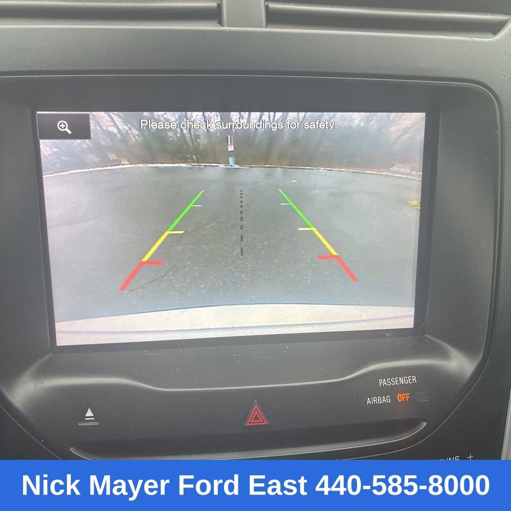 Used 2015 Ford Explorer XLT w/ Equipment Group 201A image 6