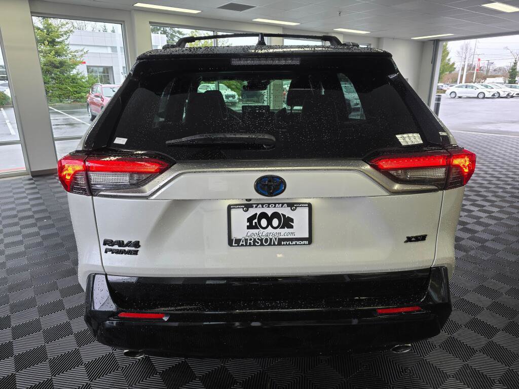 Used 2024 Toyota RAV4 XSE w/ Weather Package image 5