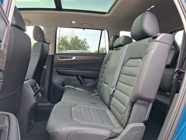 New 2026 Volkswagen Atlas SEL image 6