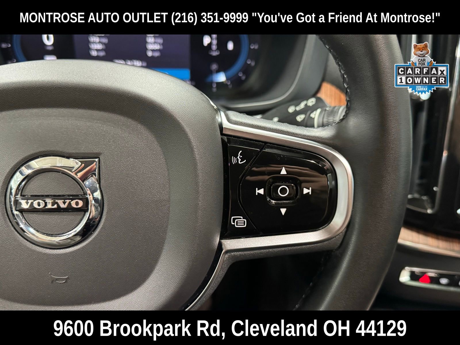 Certified 2023 Volvo XC60 B5 Plus AWD/4WD image 19