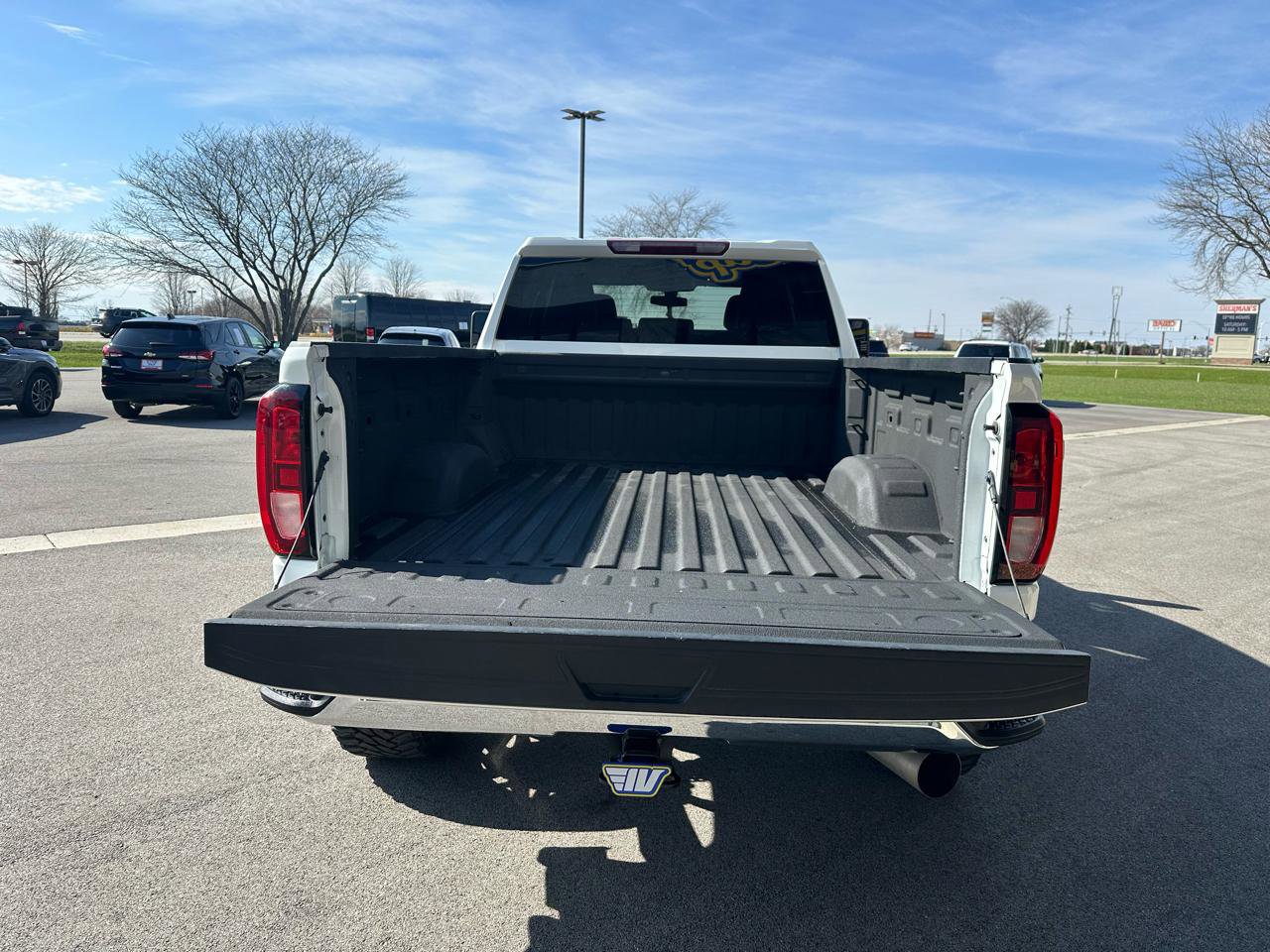 Used 2022 GMC Sierra 2500 Pro w/ Convenience Package image 16