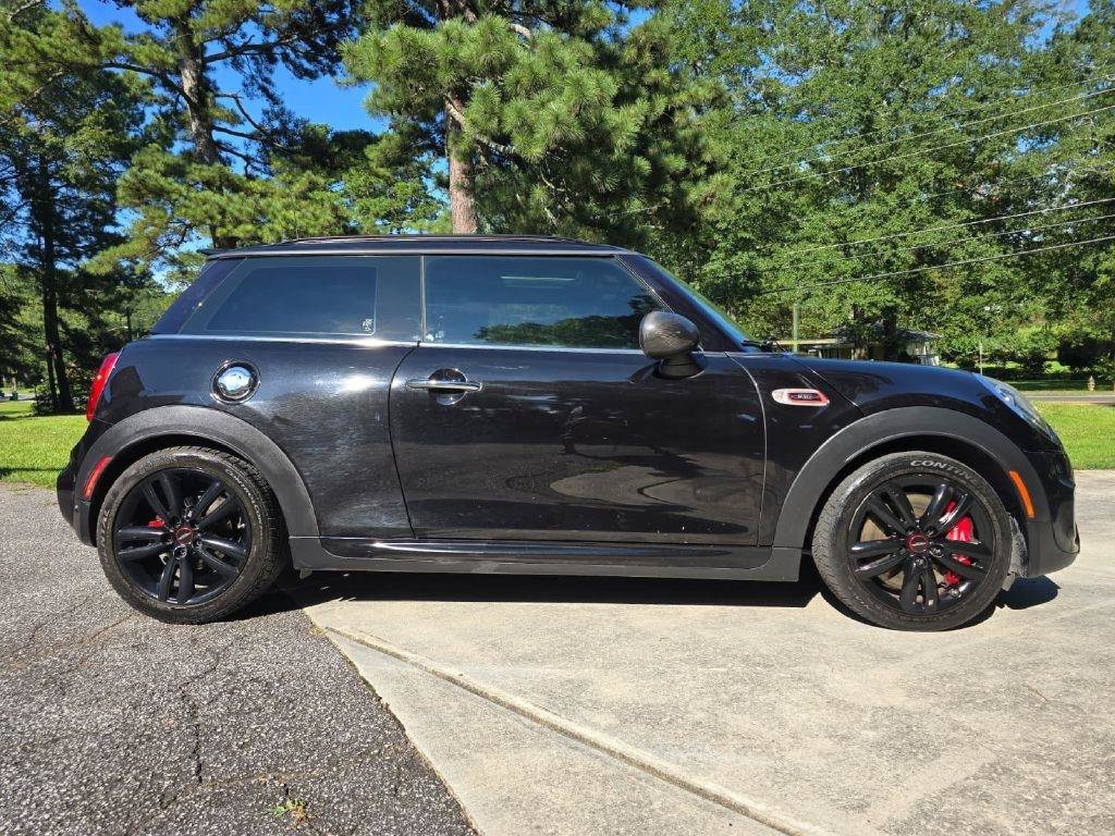 Used 2018 MINI Cooper John Cooper Works FWD image 40