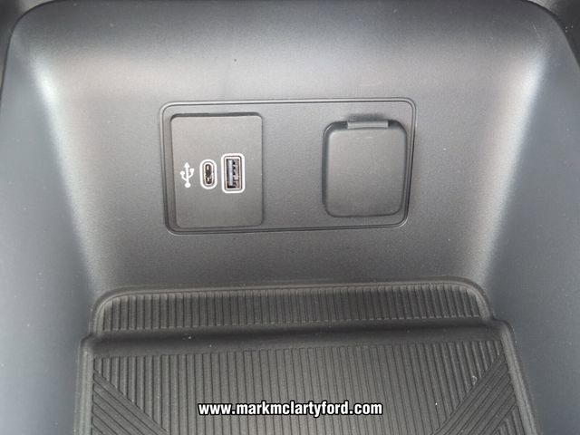 New 2026 Ford Explorer Active w/ Active Comfort Package image 18