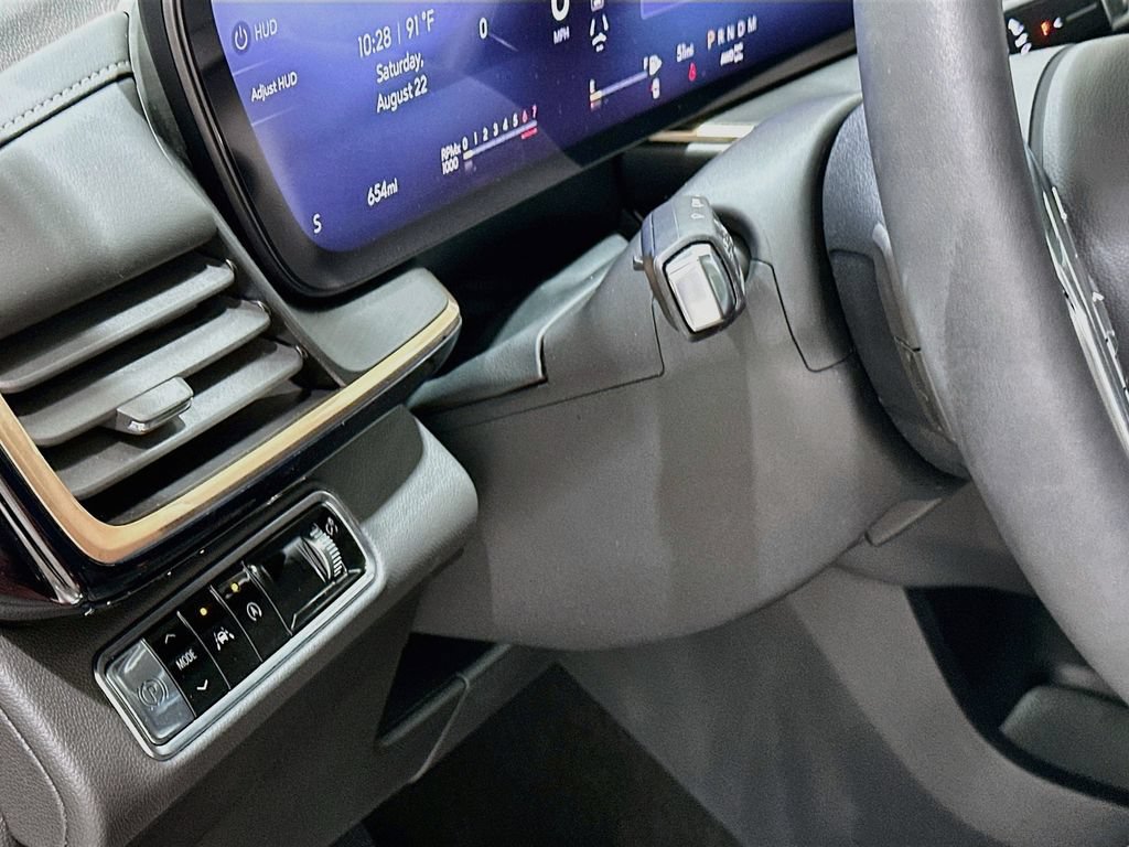 Certified 2026 Buick Envision Avenir AWD/4WD image 10