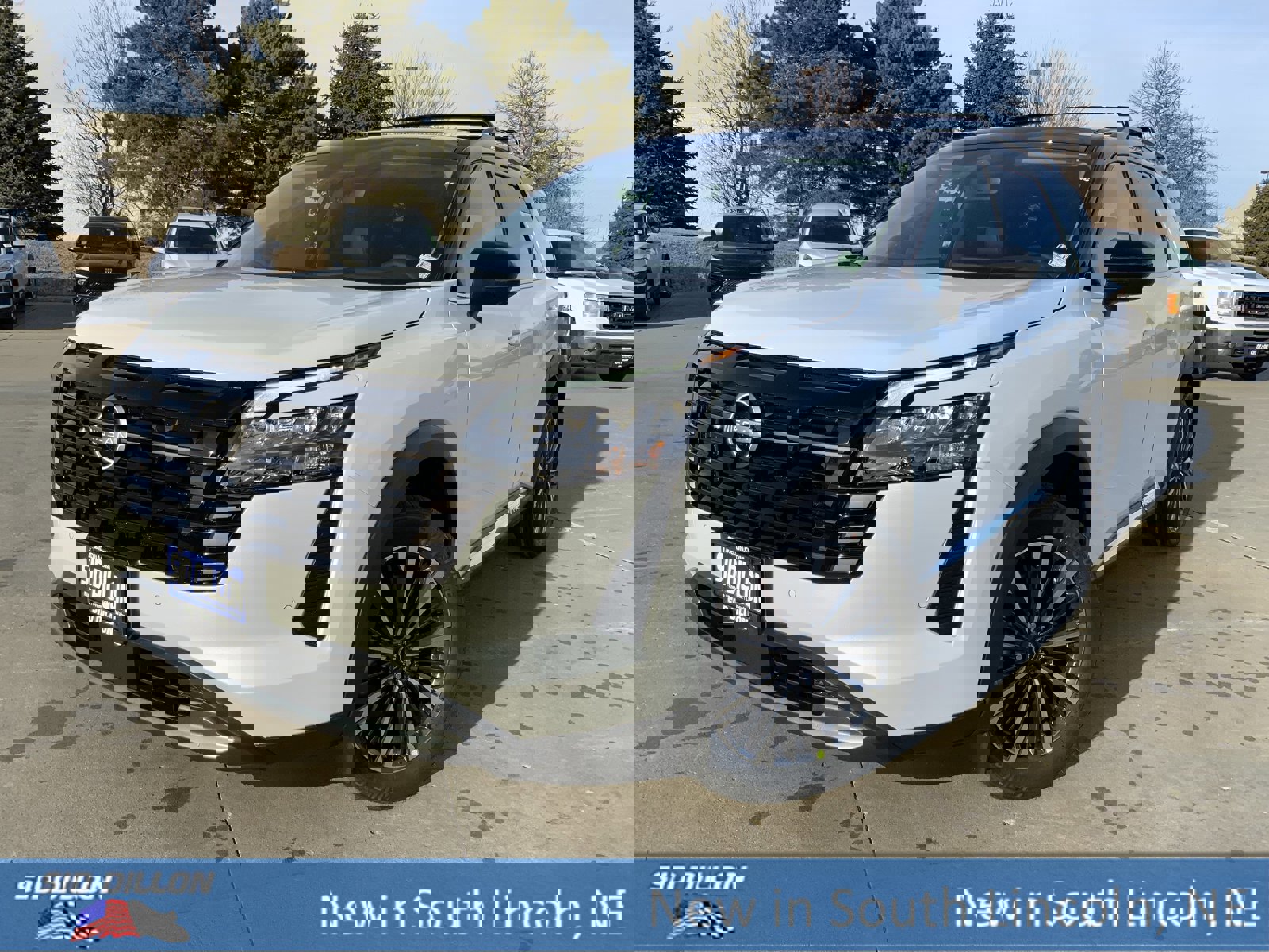 New 2026 Nissan Pathfinder Platinum w/ Cargo Package