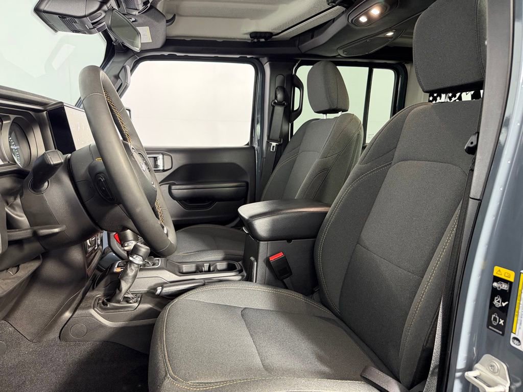 Used 2024 Jeep Wrangler Unlimited w/ Convenience Group image 22
