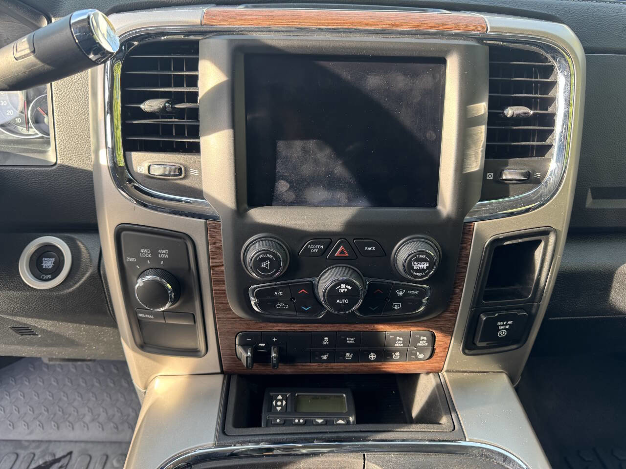 Used 2018 RAM 3500 Laramie w/ Protection Group image 9
