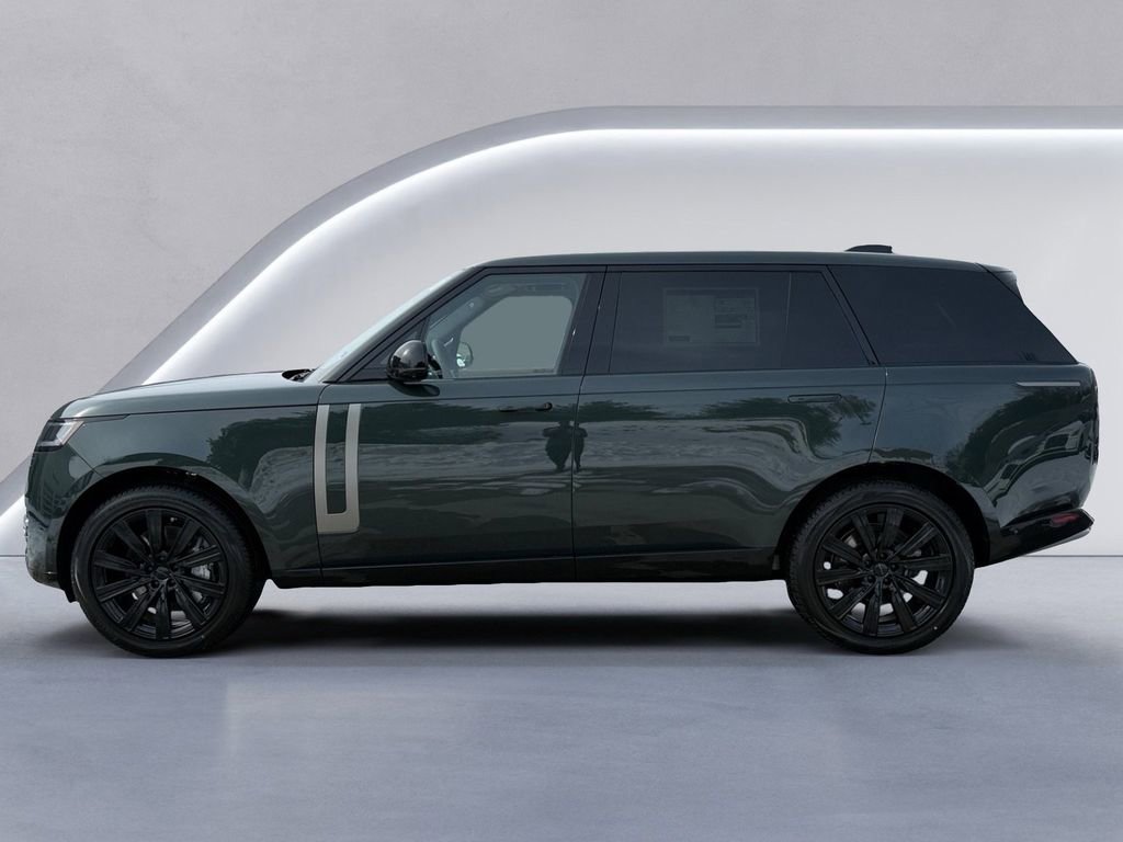 New 2026 Land Rover Range Rover Long Wheelbase SE image 3