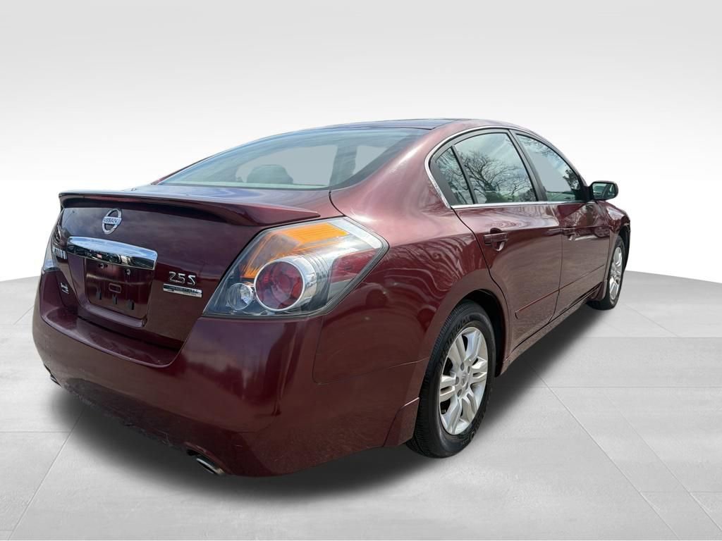 Used 2011 Nissan Altima 2.5 S w/ Special Edition Pkg FWD image 5