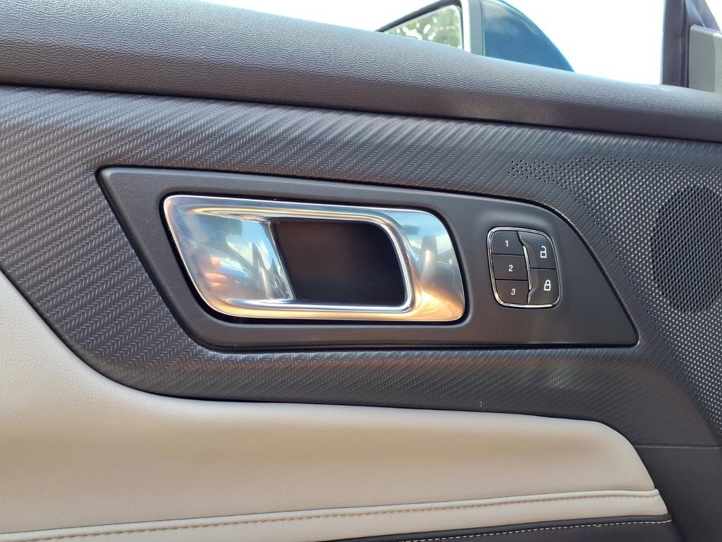 Used 2024 Ford Mustang GT Premium image 9