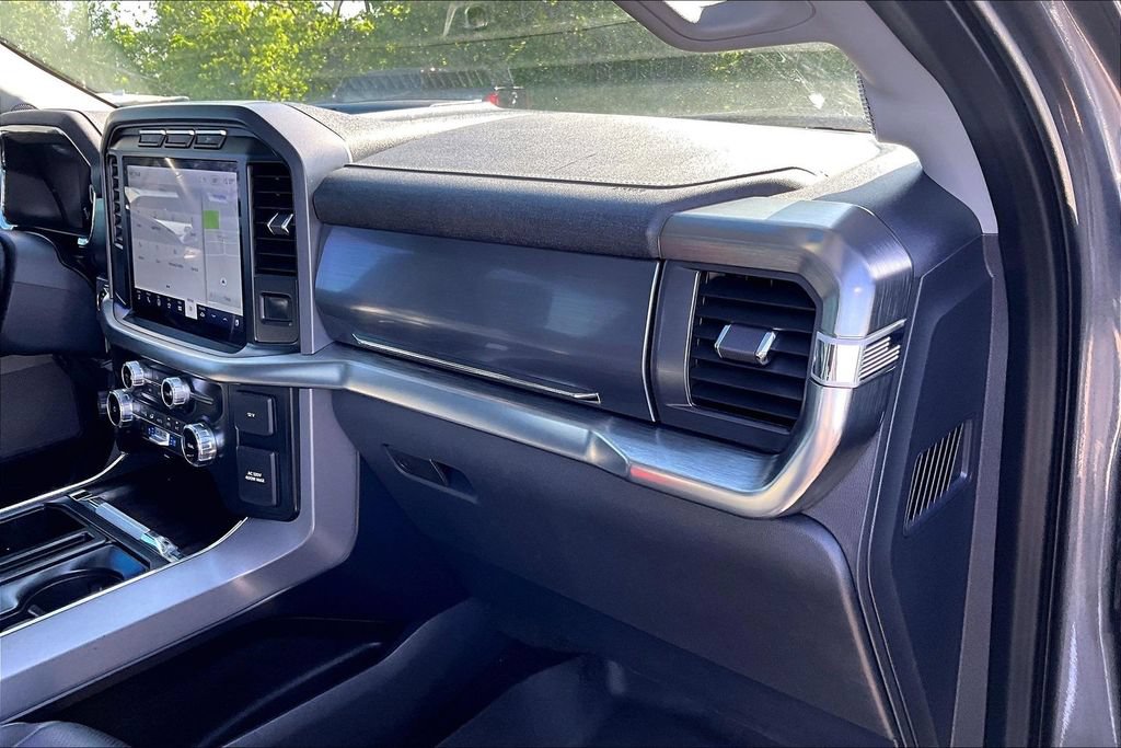 Used 2023 Ford F150 Lariat AWD/4WD image 19