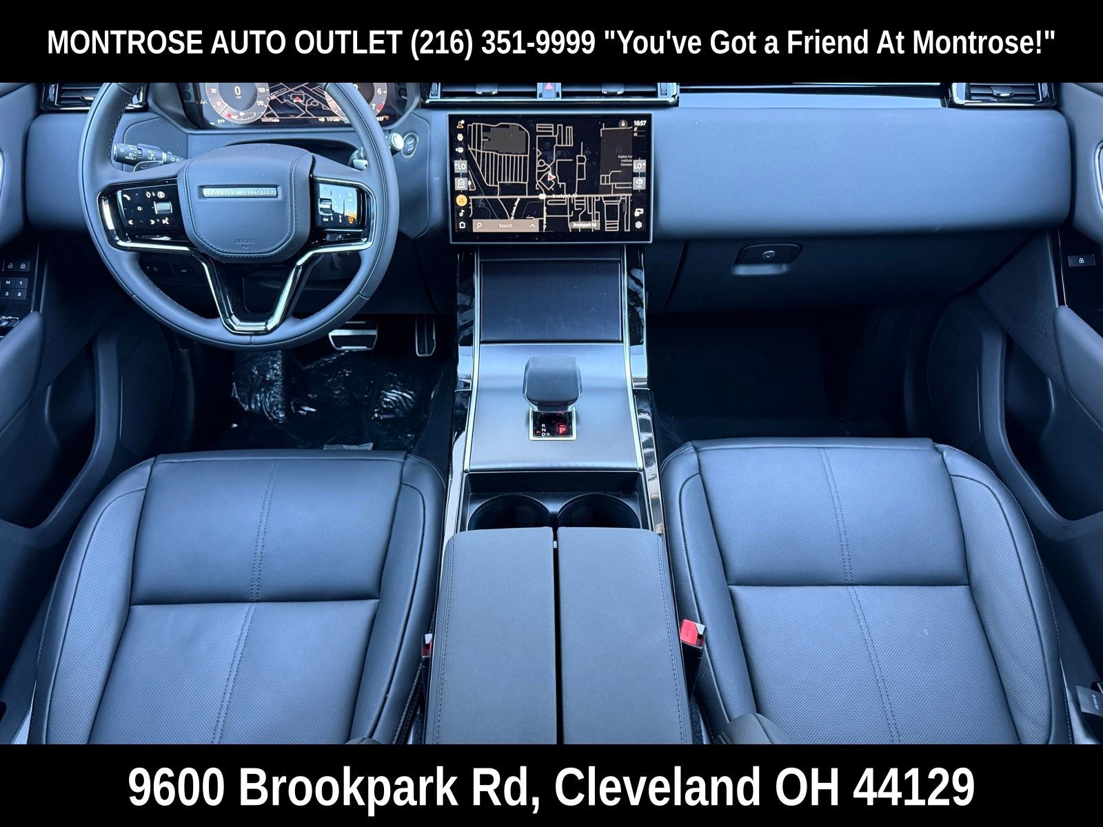 New 2026 Land Rover Range Rover Velar Dynamic SE image 17