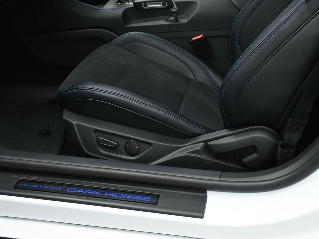 New 2026 Ford Mustang Dark Horse image 10