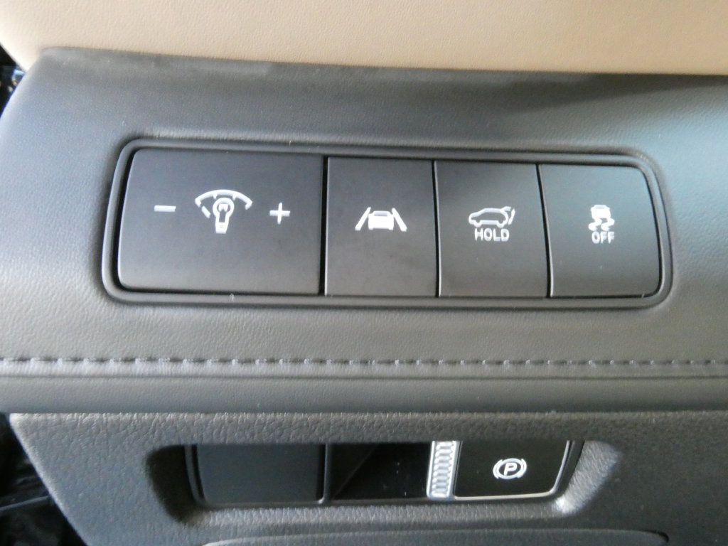 Used 2023 Hyundai Santa Fe Limited AWD/4WD image 27