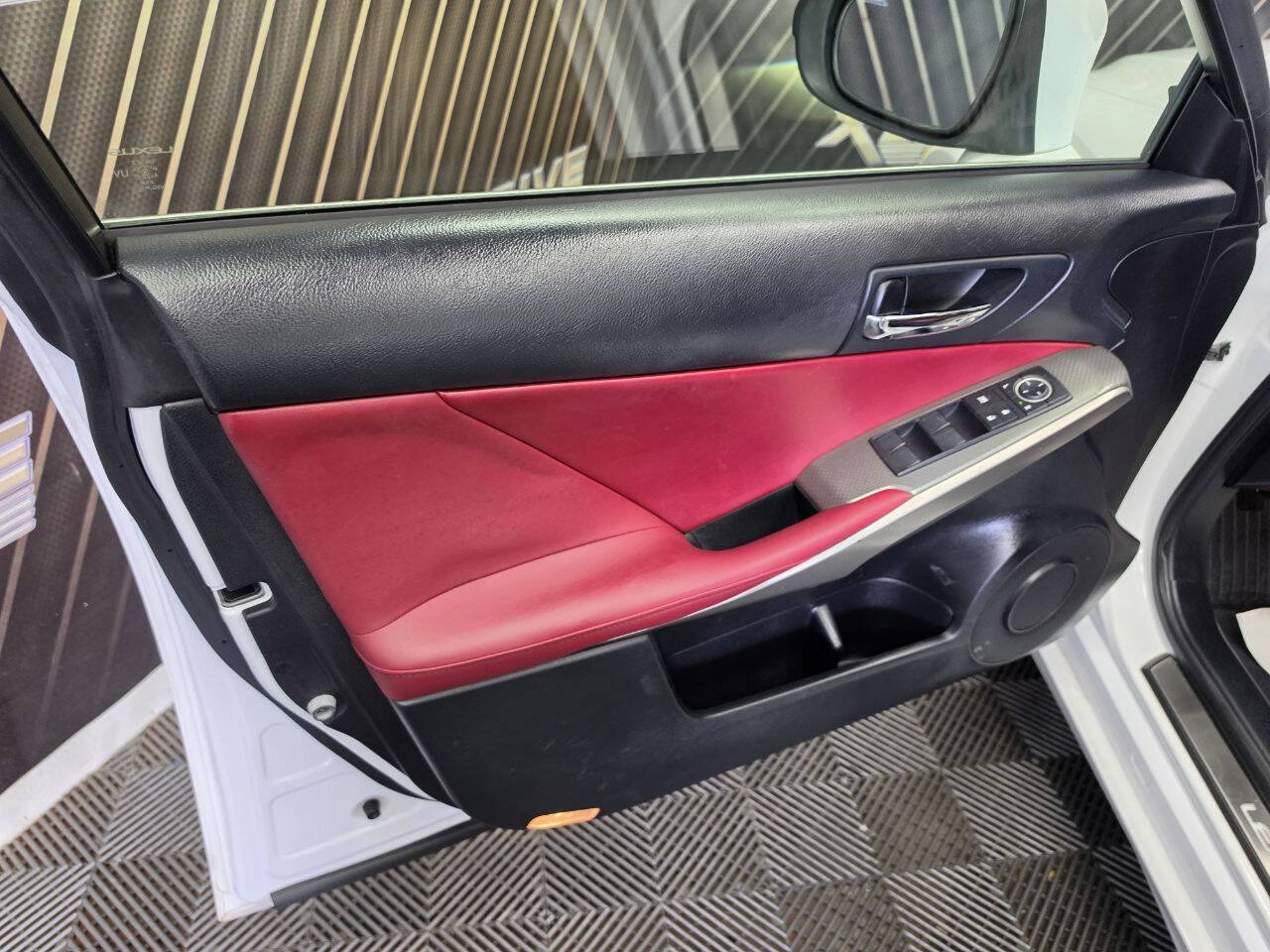 Used 2014 Lexus IS 350 w/ F Sport Package RWD image 17