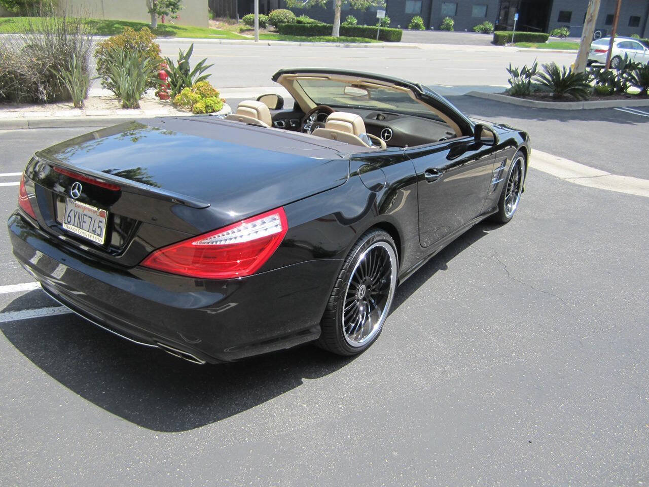 Used 2013 Mercedes-Benz SL 550 image 20