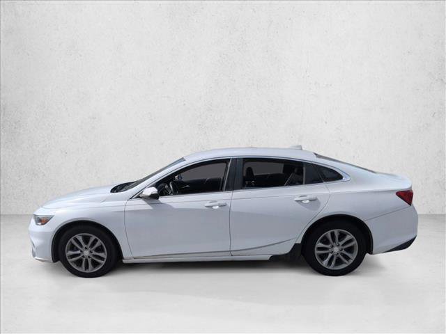 Used 2017 Chevrolet Malibu LT w/ Leather Package image 5