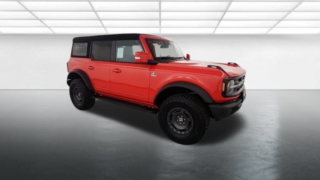 New 2024 Ford Bronco Outer Banks AWD/4WD image 9
