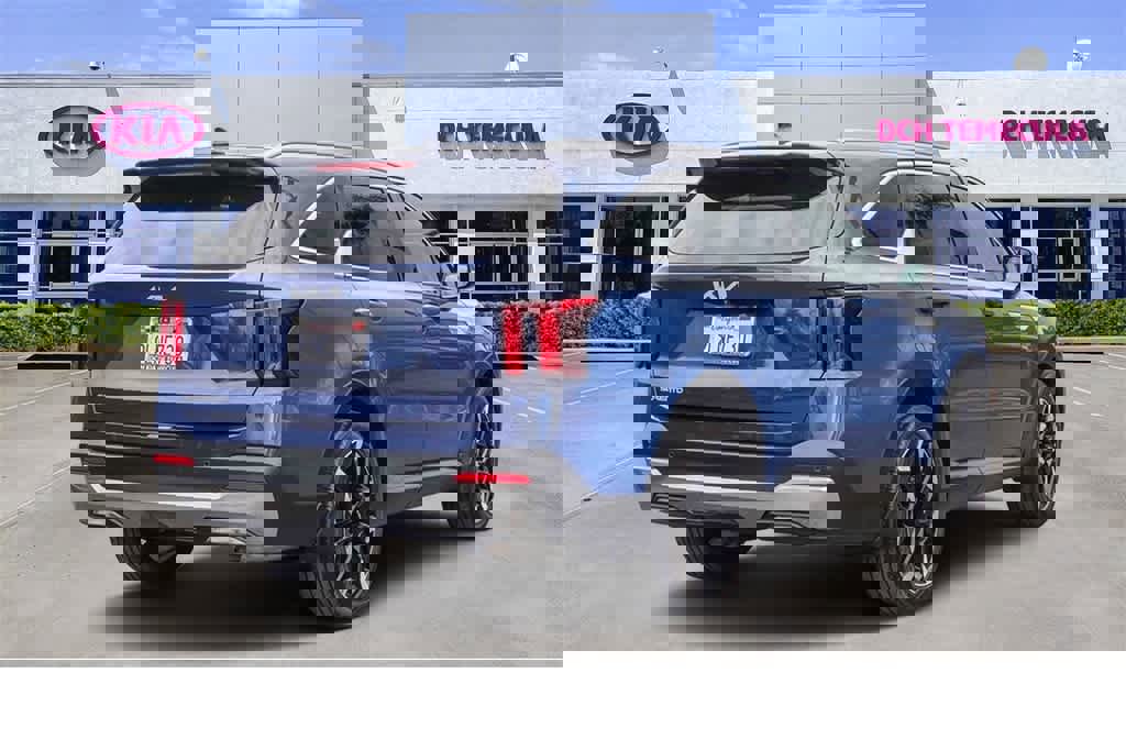 Certified 2024 Kia Sorento EX image 4