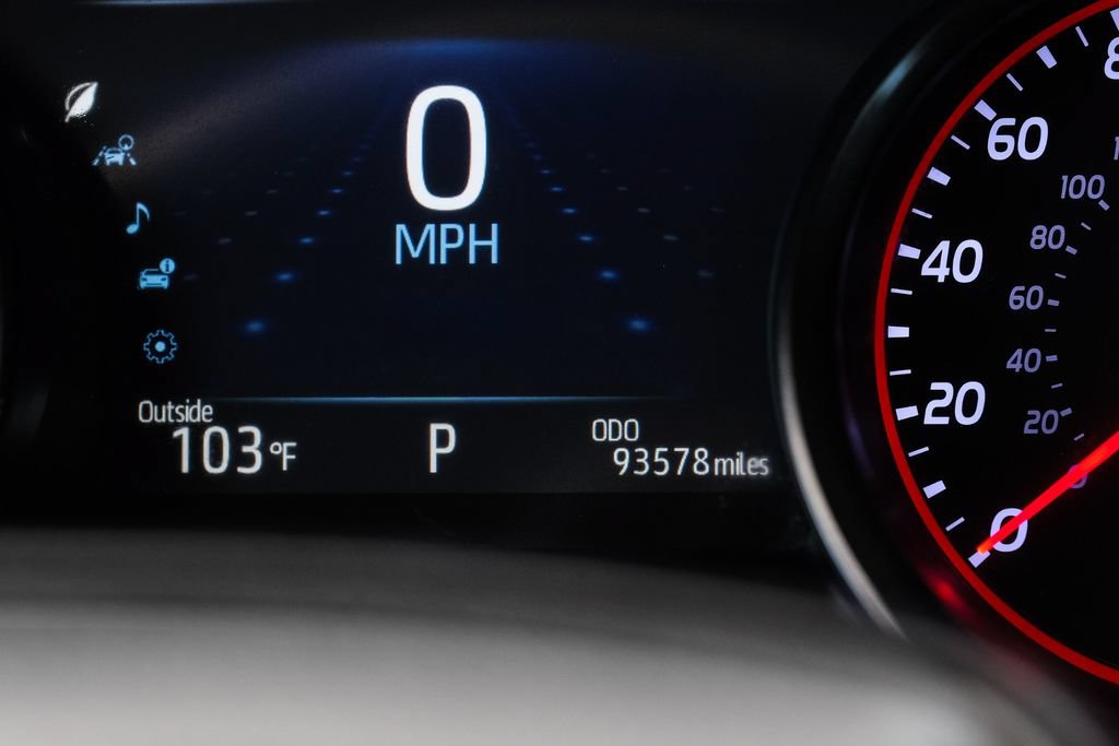 Used 2022 Toyota Camry XSE FWD image 16