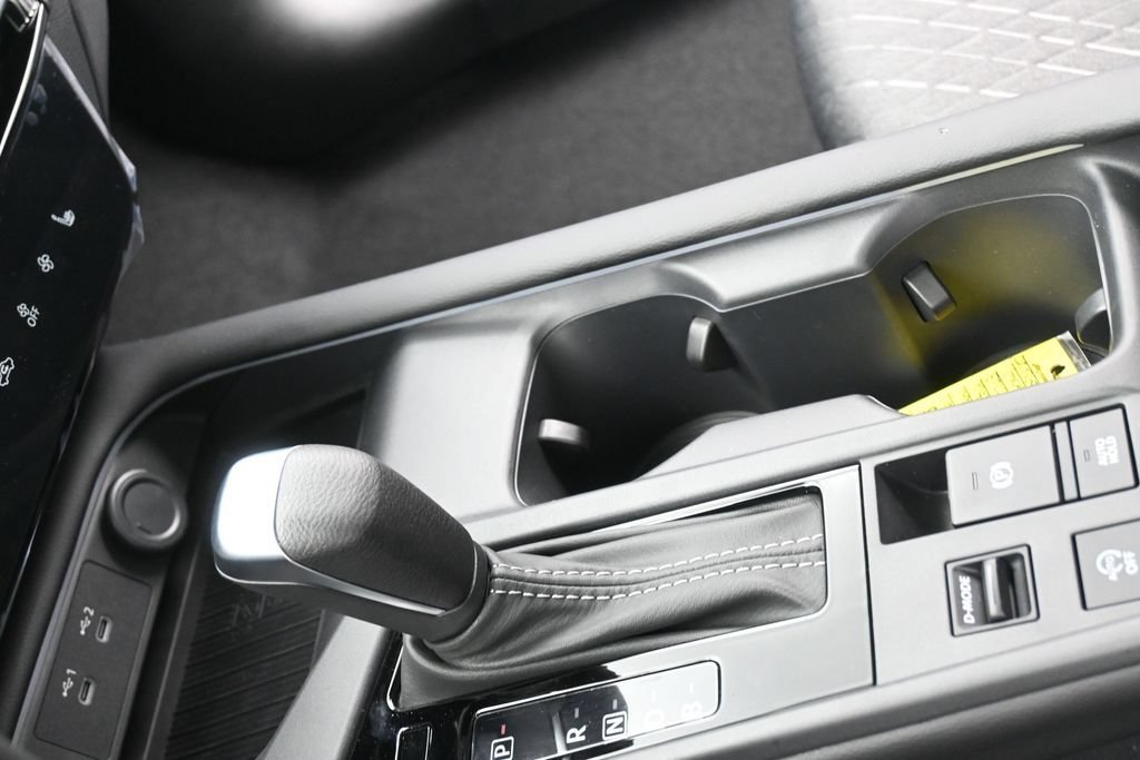New 2026 Nissan Sentra SV w/ SV Convenience Package FWD image 21