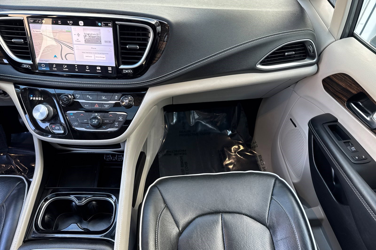 Used 2021 Chrysler Pacifica Limited w/ Premium & Safety Sphere Group image 29