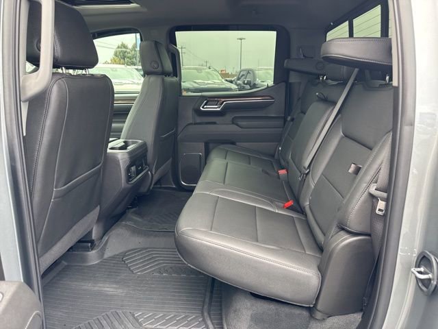 Used 2026 Chevrolet Silverado 1500 LT Trail Boss w/ LT Trail Boss Premium Package AWD/4WD image 16