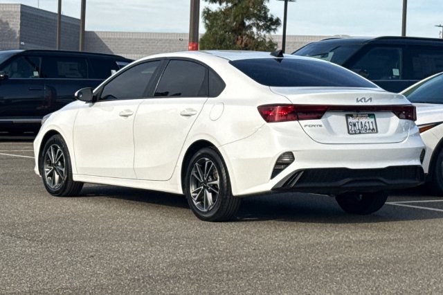 Certified 2022 Kia Forte LXS FWD image 8