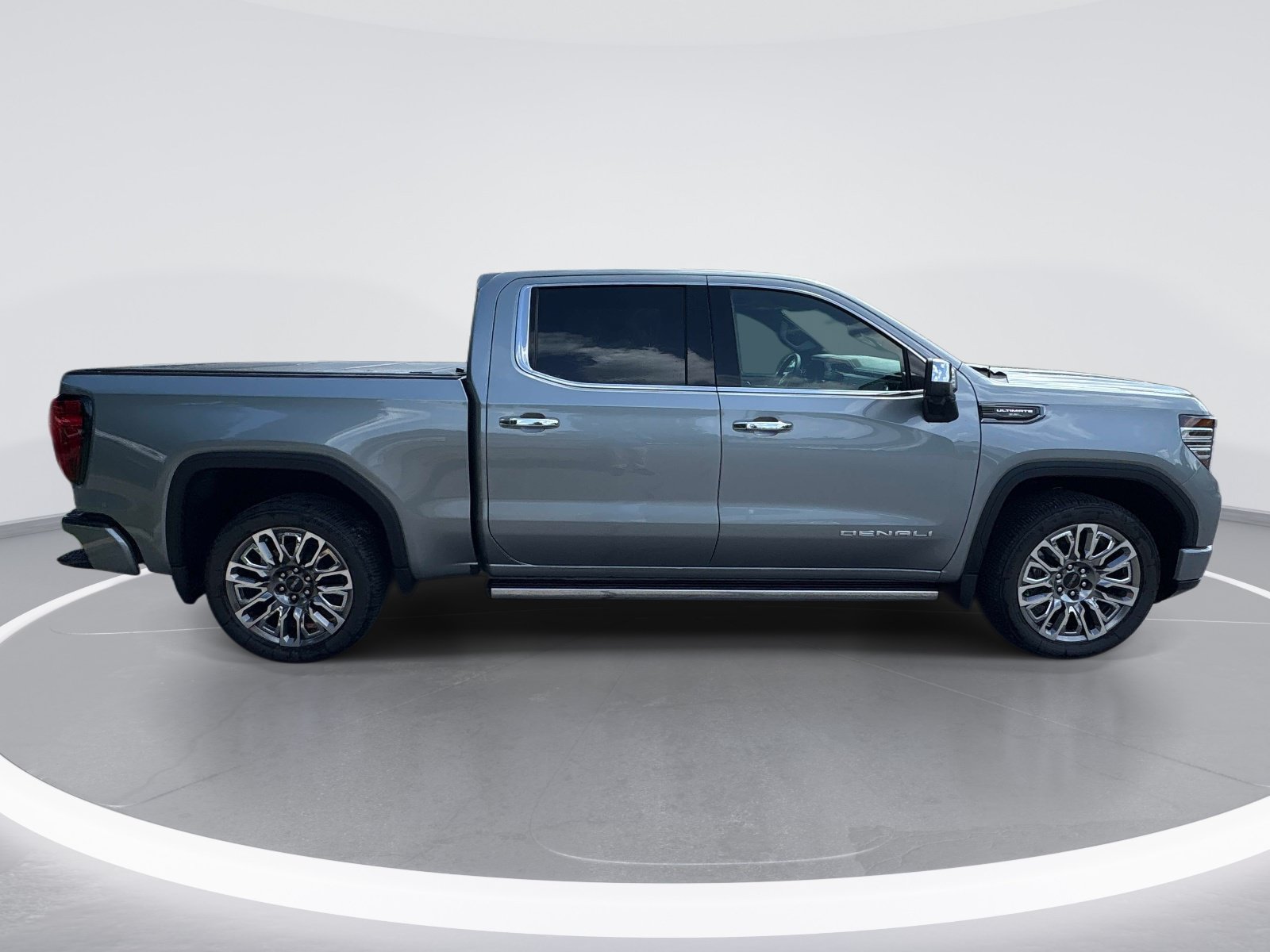 Used 2026 GMC Sierra 1500 Denali Ultimate AWD/4WD image 9