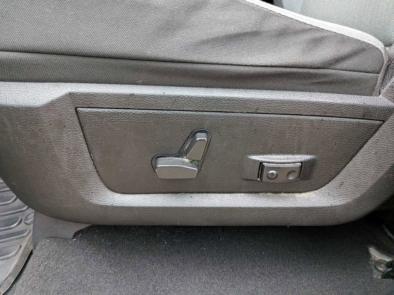 Used 2022 RAM 1500 Classic SLT w/ Protection Group image 16